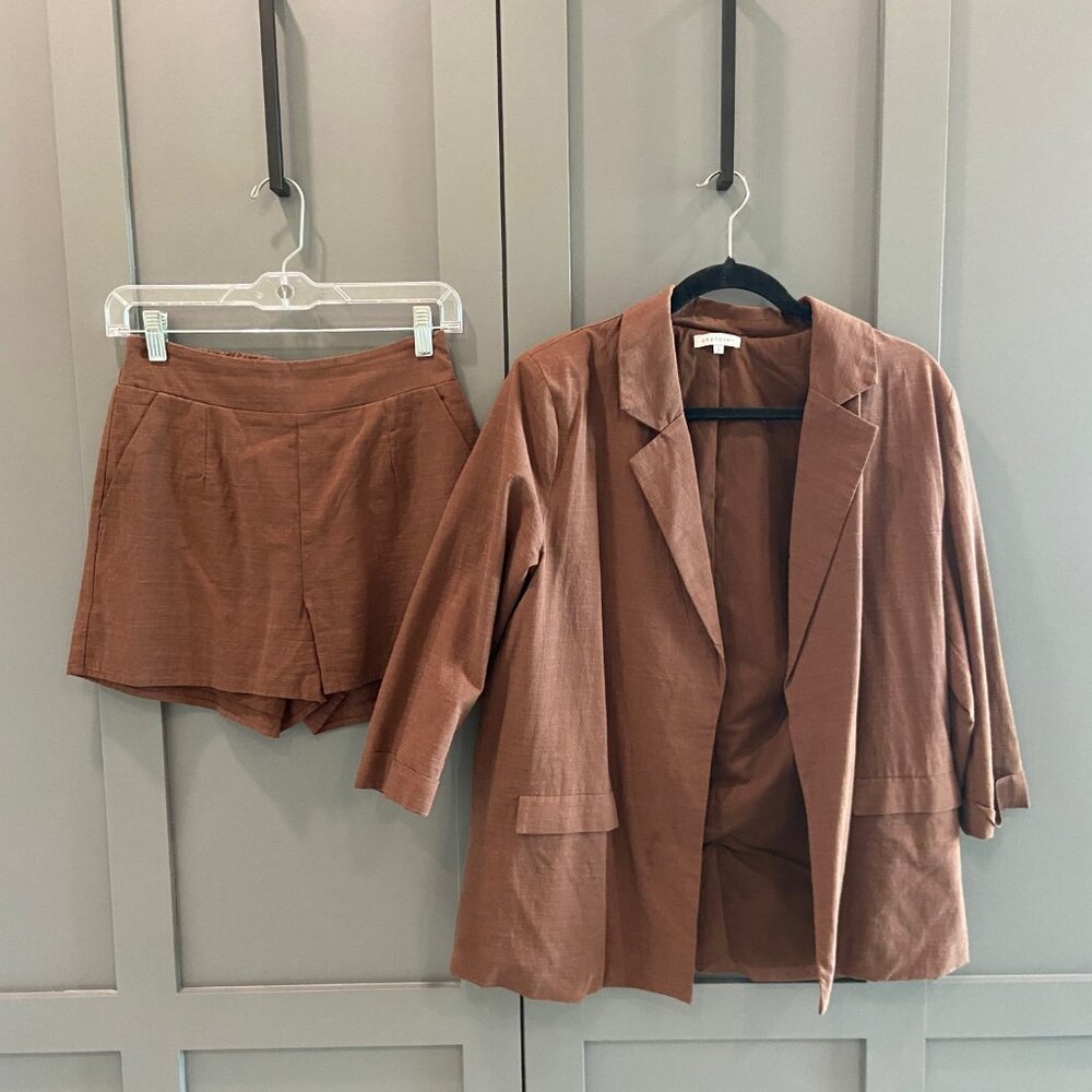 Crescent blazer and shorts set